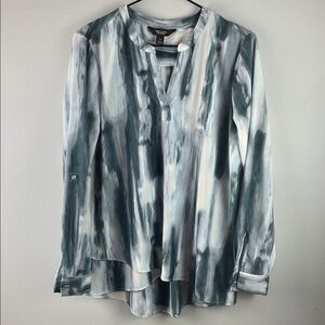 Simply Vera Watercolor Blouse Size S